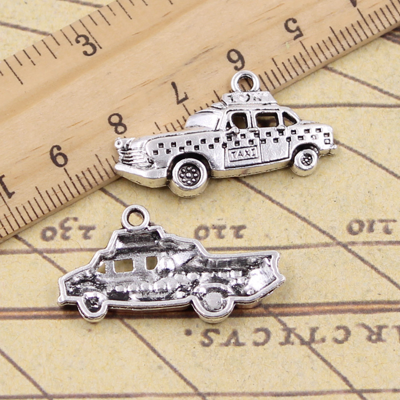 Jewelry Making New York - 15 ciondoli a forma di taxi