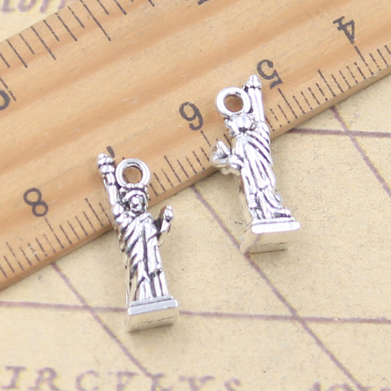 10 pz Charms New York Statua d - Jewelry Making New York recensione e prezzo
